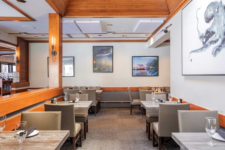 Montauk Vail Seafood Grill dining room 2